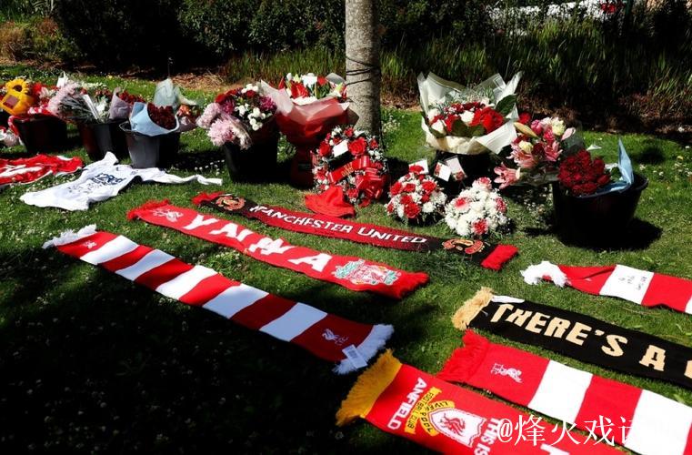 B费谈为若塔献花：怀念挚友，感谢利物浦给予致敬机会